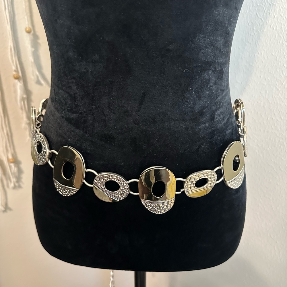 Mod Silver Chain Link Belt - Picture 2 of 16